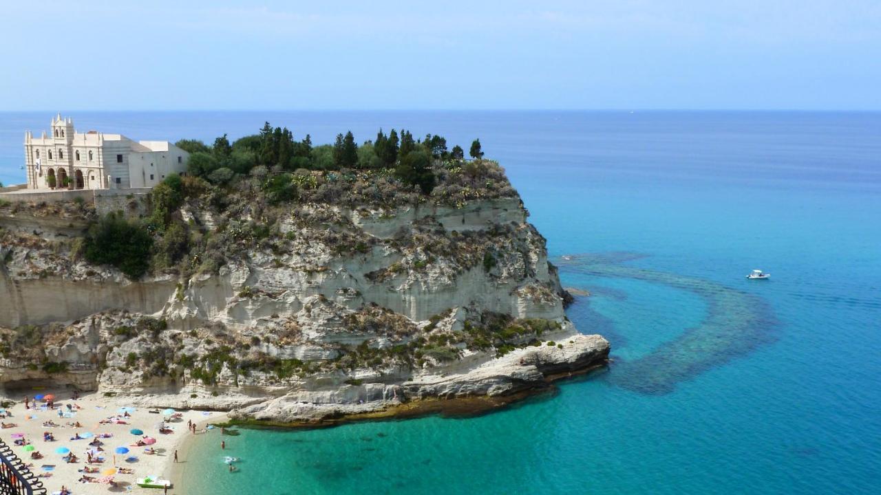 Отель La Torre Del Mulino Тропея Экстерьер фото